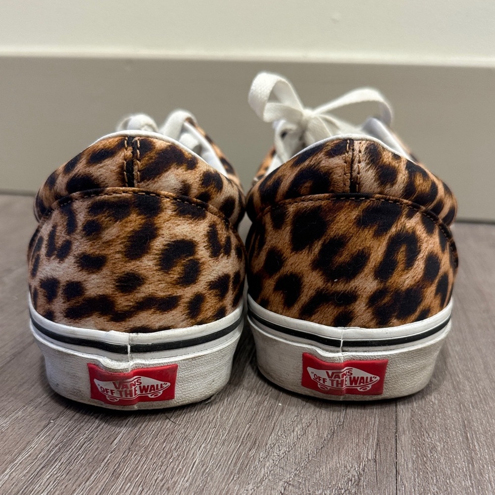Vans Leopard Print Low-Top Sneakers in Brown and Black - Picture 4 of 5